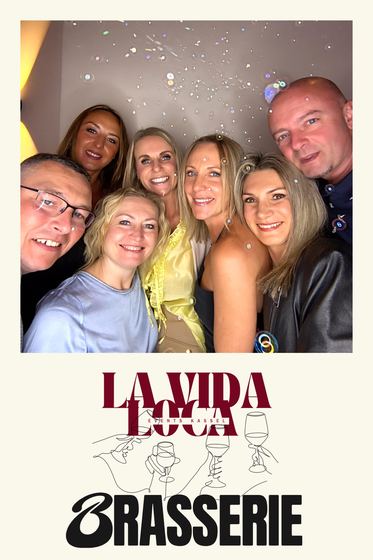 Fotobox beim Summer Closing, Gäste von La Vida Loca und Brasserie 36
